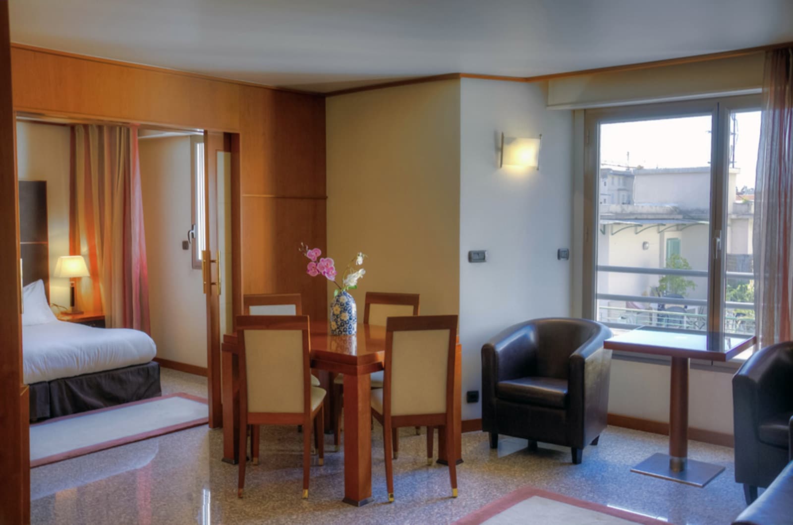 Zdjęcie główne ogłoszenia nieruchomości - jak wybrać kadr, który przyciąga kupujących